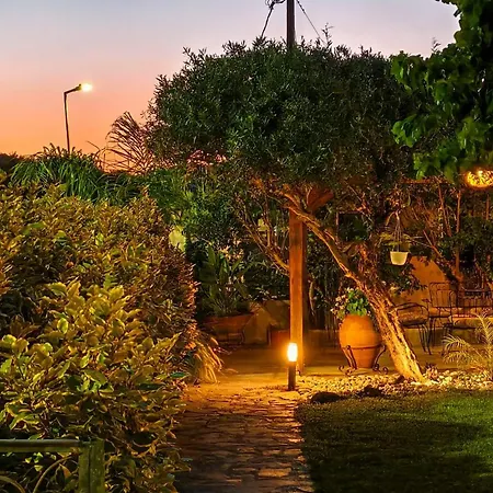 Casa Avgeri 750m From וילה *